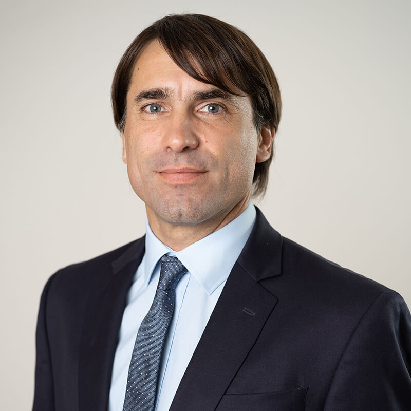 Adrián Menin